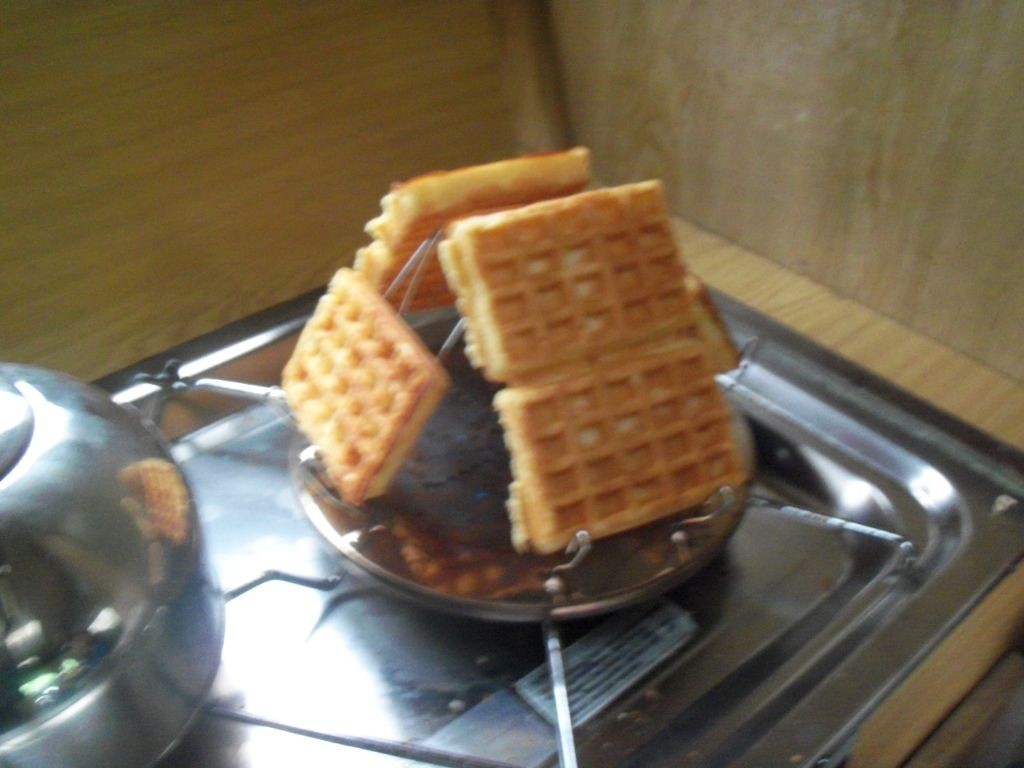 Waffeln toasten = Geiles Frühstück