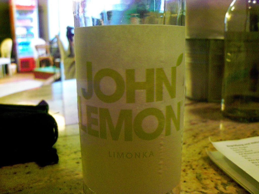 Ich habe kein bekanntes Getränk genommen, aber John Lemon war auch lecker!